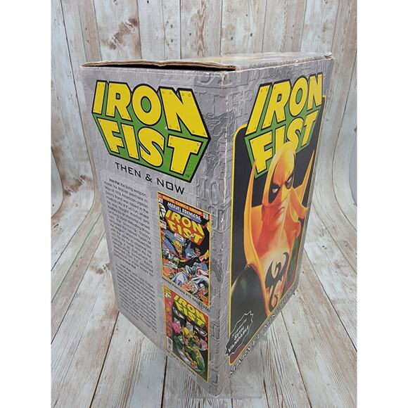 Marvel Iron Fist Mini Bust Collectible 5.5" 1:8 731/4000 Bowen Designs 1999 - Picture 8 of 10